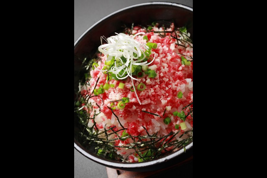 十勝牛とろ丼（大盛り）
