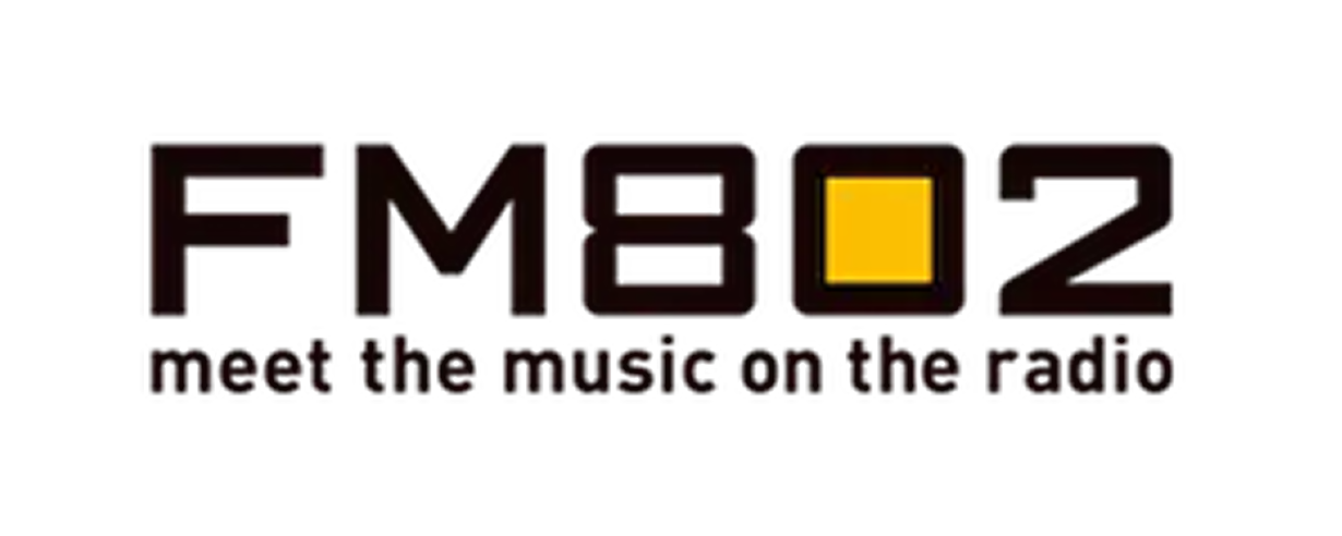 fm802